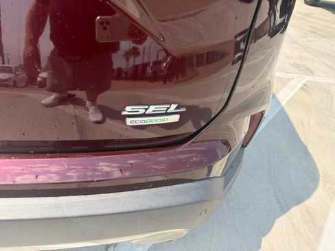 Used 2019 Ford Edge SEL w/ Equipment Group 201A FWD image 7