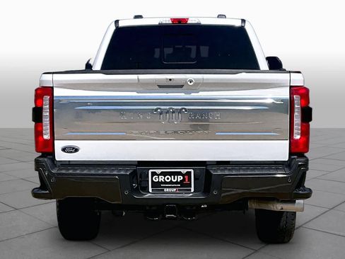 Used 2025 Ford F250 King Ranch w/ FX4 Off-Road Package AWD/4WD image 5