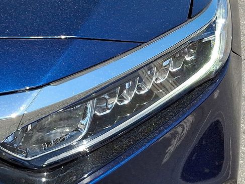 Used 2020 Honda Accord EX image 9
