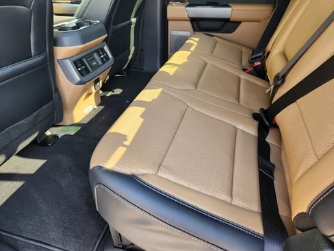 New 2026 Ford F250 Lariat w/ Black Appearance Package AWD/4WD image 19