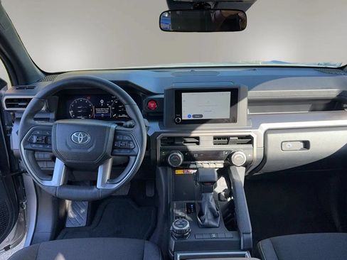 Used 2025 Toyota 4Runner TRD Off-Road AWD/4WD image 11