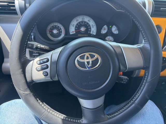 Used 2007 Toyota FJ Cruiser 2WD w/ Upgrade Pkg 2 image 17
