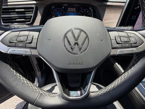 Certified 2024 Volkswagen Atlas SEL AWD/4WD image 24