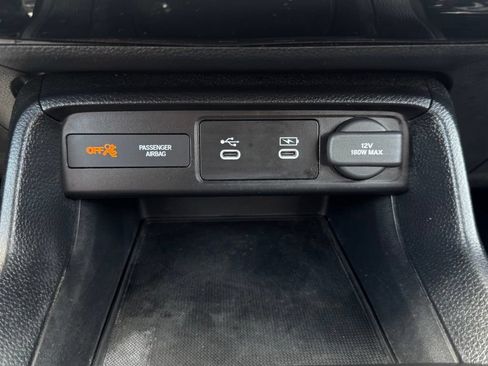 Used 2025 Honda Civic Sport image 31