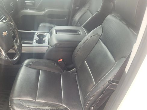 Used 2014 Chevrolet Silverado 1500 LTZ Z71 w/ LTZ Plus Package AWD/4WD image 5