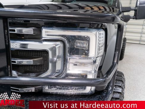 Used 2022 Ford F350 Platinum image 8