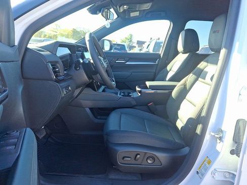 New 2026 GMC Terrain AT4 w/ Convenience Package III image 7