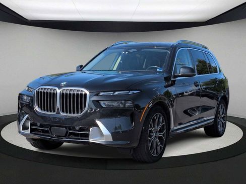 Used 2023 BMW X7 xDrive40i AWD/4WD image 4