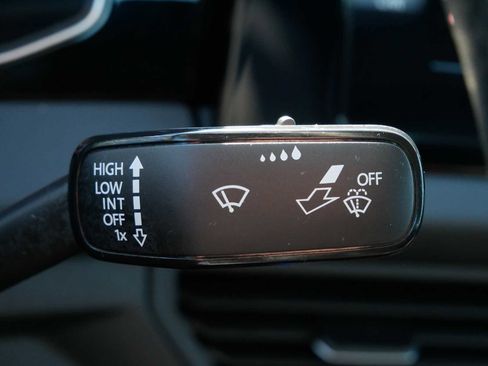 Used 2025 Volkswagen Jetta S FWD image 32