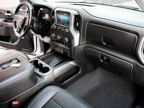 Used 2021 Chevrolet Silverado 2500 LTZ w/ LTZ Convenience Package AWD/4WD image 31