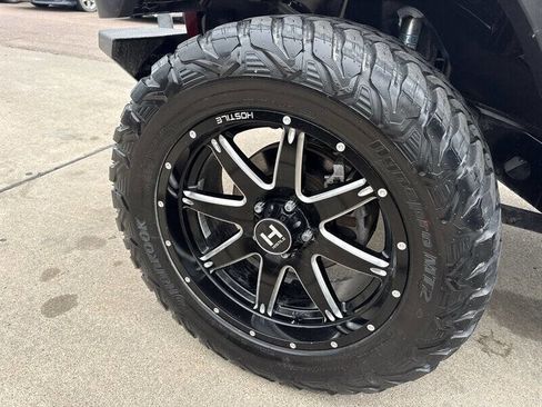 Used 2021 Jeep Gladiator Overland w/ Popular Equipment Package AWD/4WD image 16