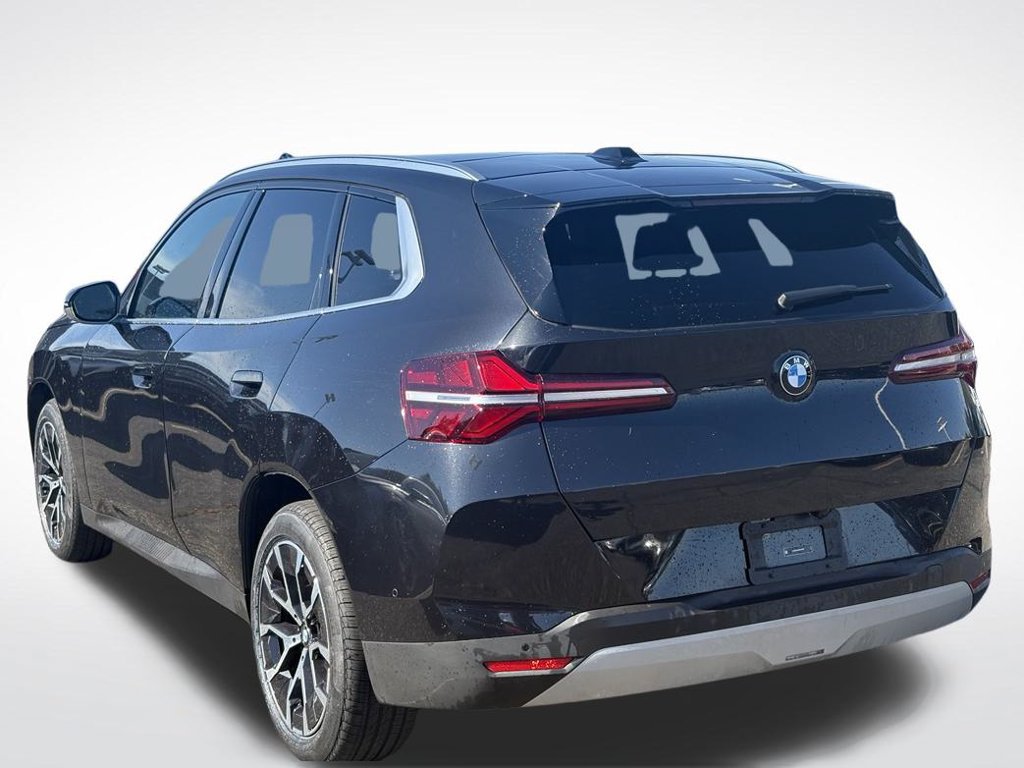 Used 2025 BMW X3 xDrive30i w/ M Sport Package AWD/4WD image 3