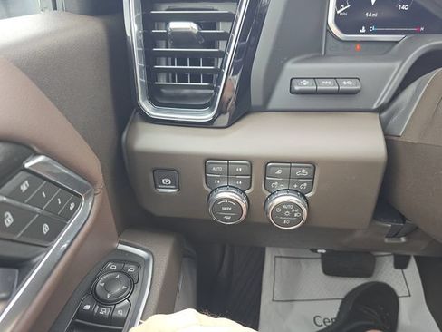 New 2026 GMC Sierra 2500 Denali w/ Denali Reserve Package AWD/4WD image 21