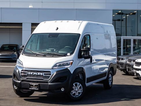 New 2026 RAM ProMaster 2500 w/ Quick Order Package 22G SLT FWD image 1