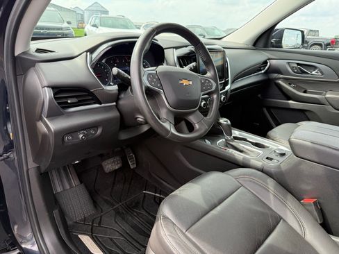 Used 2020 Chevrolet Traverse Premier w/ LPO, Floor Liner Package image 18