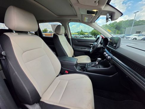 Used 2024 Honda CR-V EX image 11