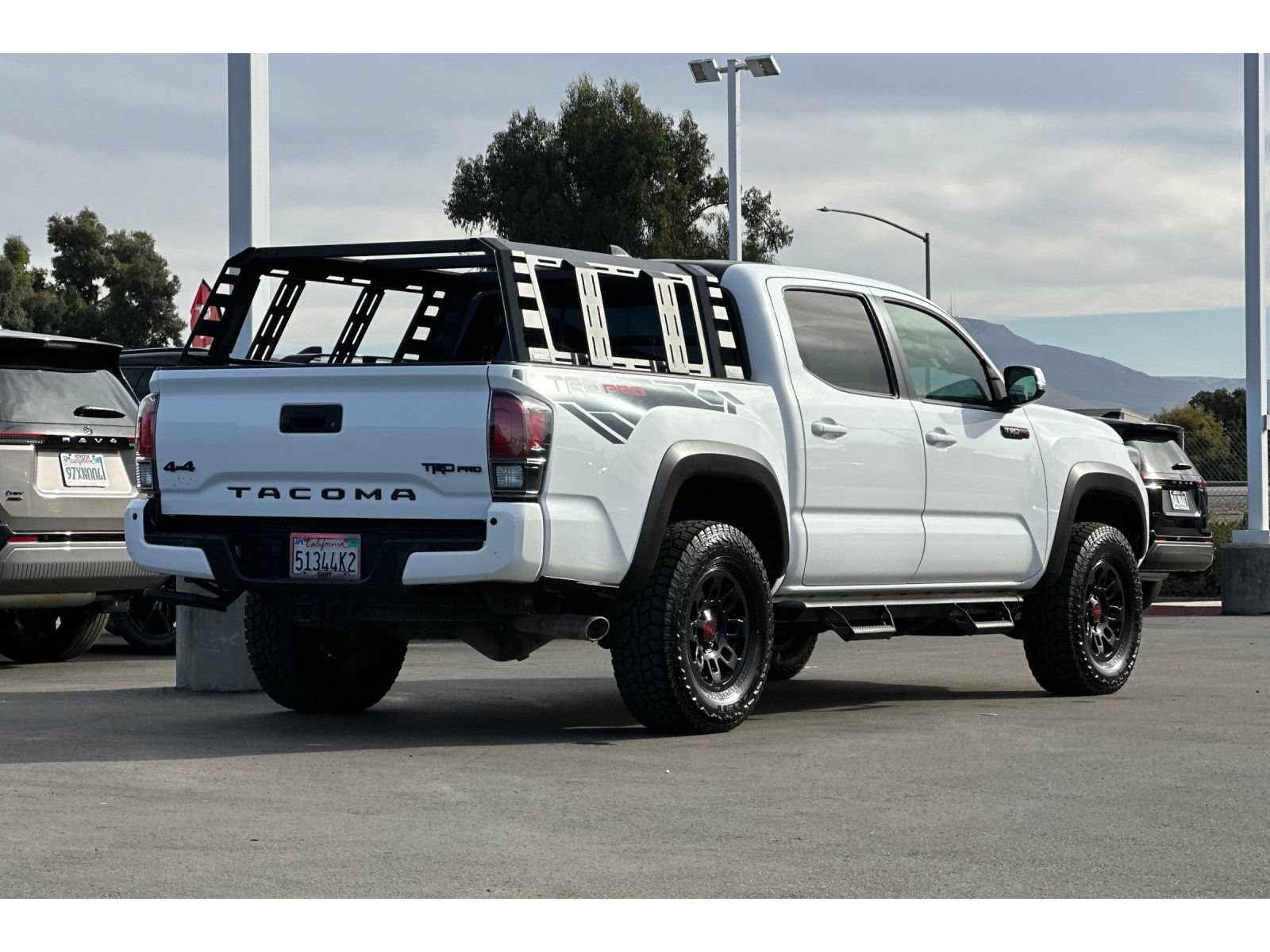 Used 2018 Toyota Tacoma TRD Pro AWD/4WD image 4
