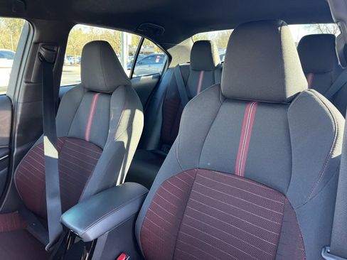 Certified 2025 Toyota Corolla SE image 16