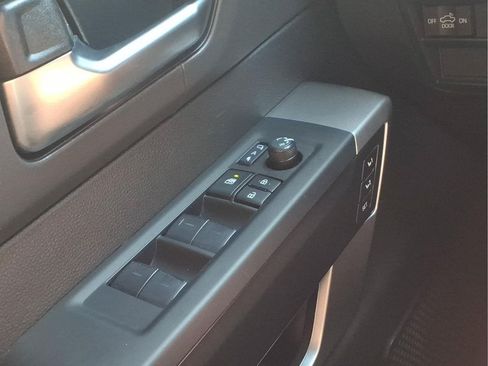 Certified 2025 Toyota Tundra Platinum AWD/4WD image 27