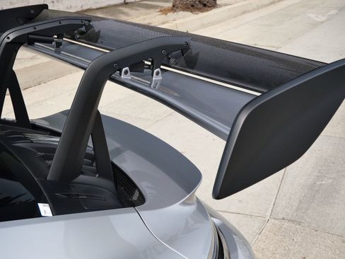 Used 2025 Porsche 911 GT3 RS image 35