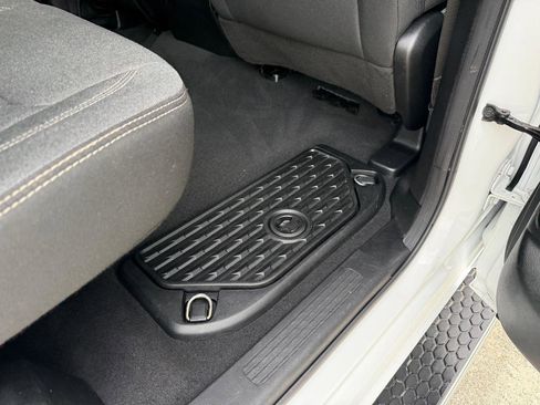 Used 2019 RAM 1500 Big Horn AWD/4WD image 35