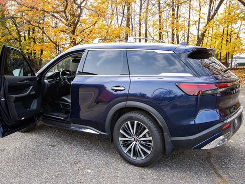Used 2022 INFINITI QX60 Sensory w/ Cargo Package FWD image 7