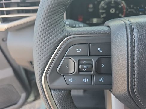New 2026 Toyota Tundra Limited AWD/4WD image 19