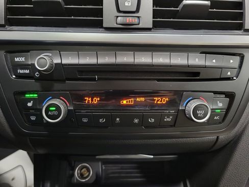 Used 2015 BMW 320i xDrive 320i xDrive image 20