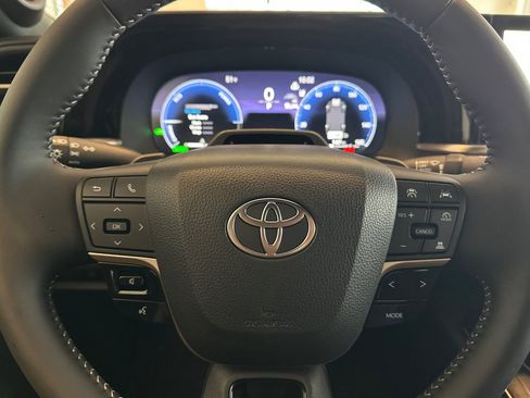 New 2026 Toyota Crown Platinum AWD/4WD image 20