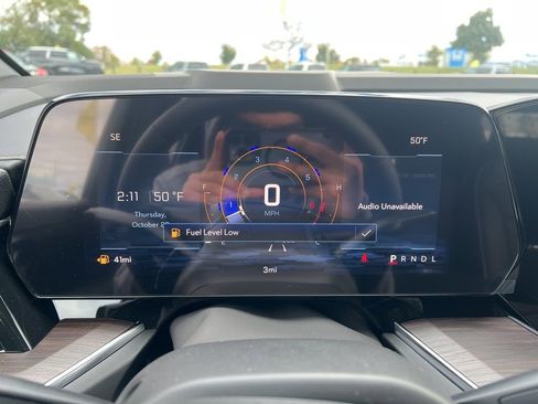 New 2026 Chevrolet Suburban Premier image 11