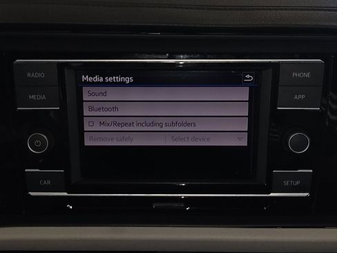 Used 2019 Volkswagen Jetta SE FWD image 25