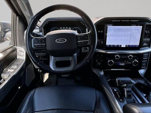 Used 2022 Ford F150 Lariat image 9