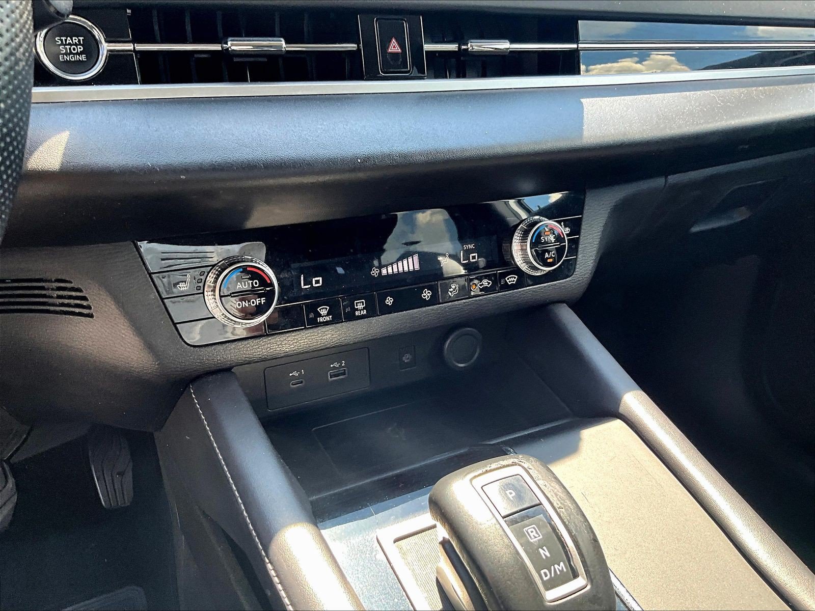 Used 2024 Mitsubishi Outlander SE AWD/4WD image 15