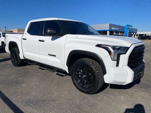 Used 2023 Toyota Tundra SR5 image 6