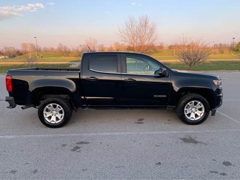 Used 2020 Chevrolet Colorado LT image 1