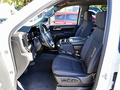 Used 2025 Chevrolet Silverado 2500 LT w/ Convenience Package AWD/4WD image 24