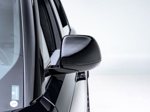 Used 2025 Land Rover Range Rover Sport SV Edition Two image 13