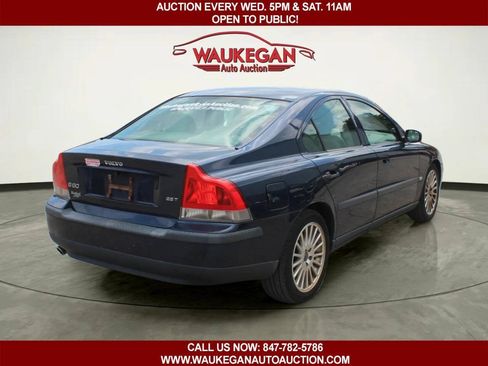 Used 2004 Volvo S60 2.5T FWD image 5