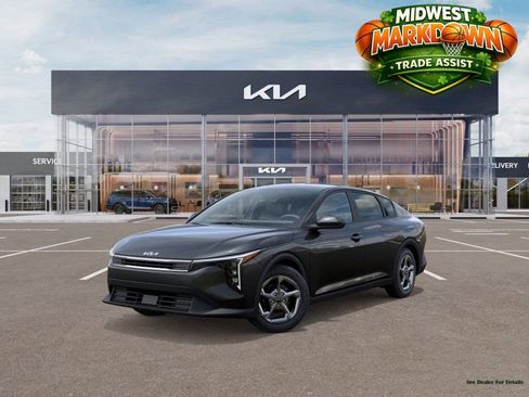 New 2026 Kia K4 LXS image 1