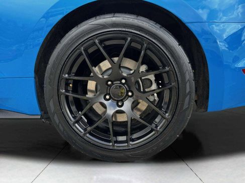 Used 2017 Ford Mustang GT image 43