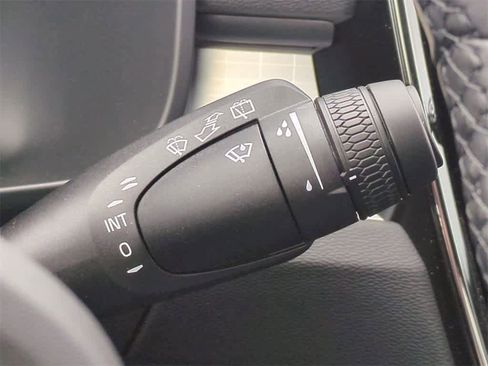 New 2026 Volvo XC40 B5 Ultra w/ Protection Package Premier image 26