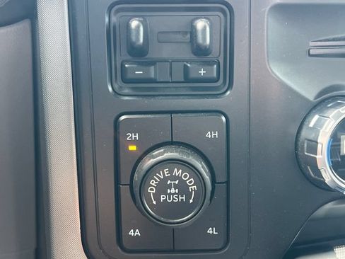 Used 2021 Ford F150 Limited AWD/4WD image 28