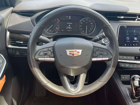 Used 2023 Cadillac XT4 Sport FWD image 13
