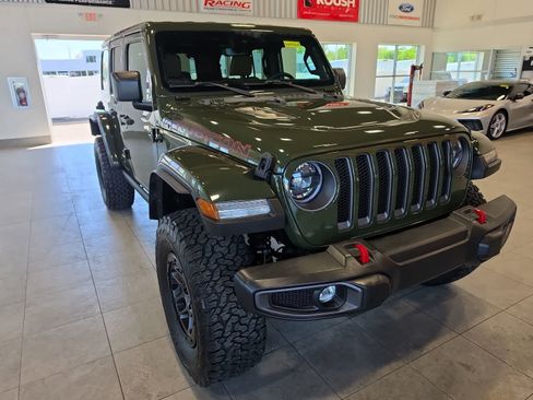 Used 2023 Jeep Wrangler Unlimited Rubicon w/ Xtreme 35 Tire Package AWD/4WD image 5