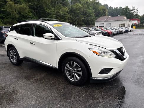 Used 2017 Nissan Murano SV AWD/4WD image 6