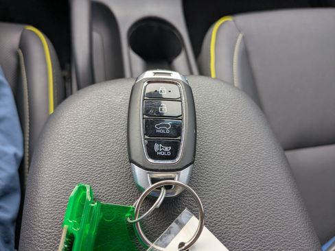 Used 2019 Hyundai Kona Limited FWD image 30