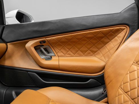 Used 2010 Lamborghini Gallardo LP 560-4 image 13