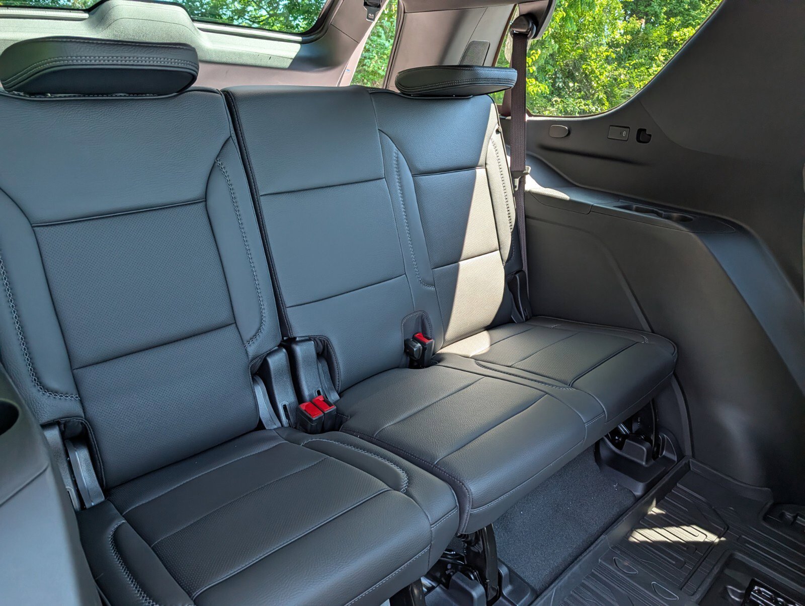 New 2026 GMC Yukon Denali w/ Denali Reserve Package AWD/4WD image 30