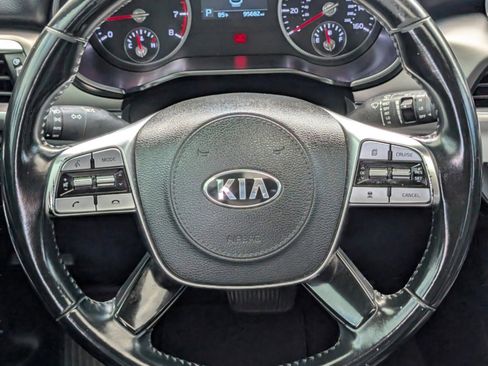 Used 2020 Kia Telluride S w/ S 8 Passenger Seating Package image 34