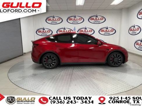 Used 2024 Tesla Model Y Performance AWD/4WD image 9